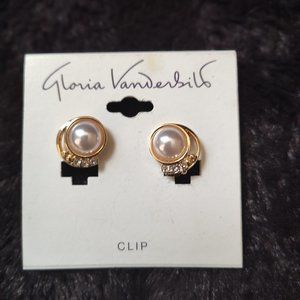 Gloria Vanderbilt Clip On Earring
